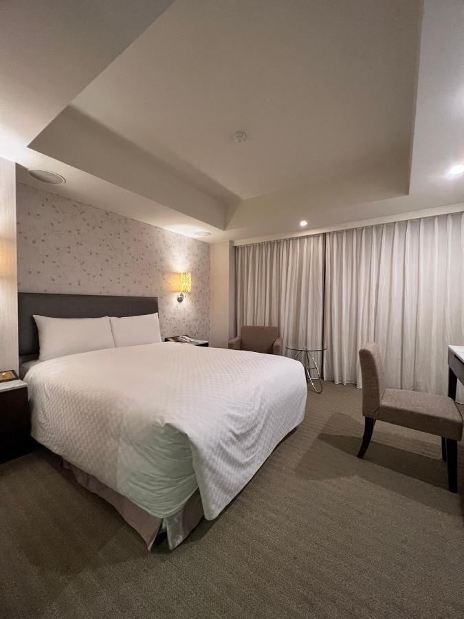 ฟอร์เวิร์ด สวีท Hotel ไทเป ภายนอก รูปภาพ