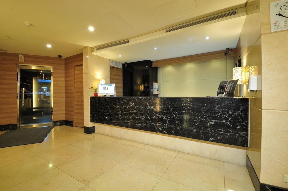 ฟอร์เวิร์ด สวีท Hotel ไทเป ภายนอก รูปภาพ