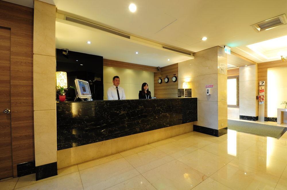 ฟอร์เวิร์ด สวีท Hotel ไทเป ภายนอก รูปภาพ