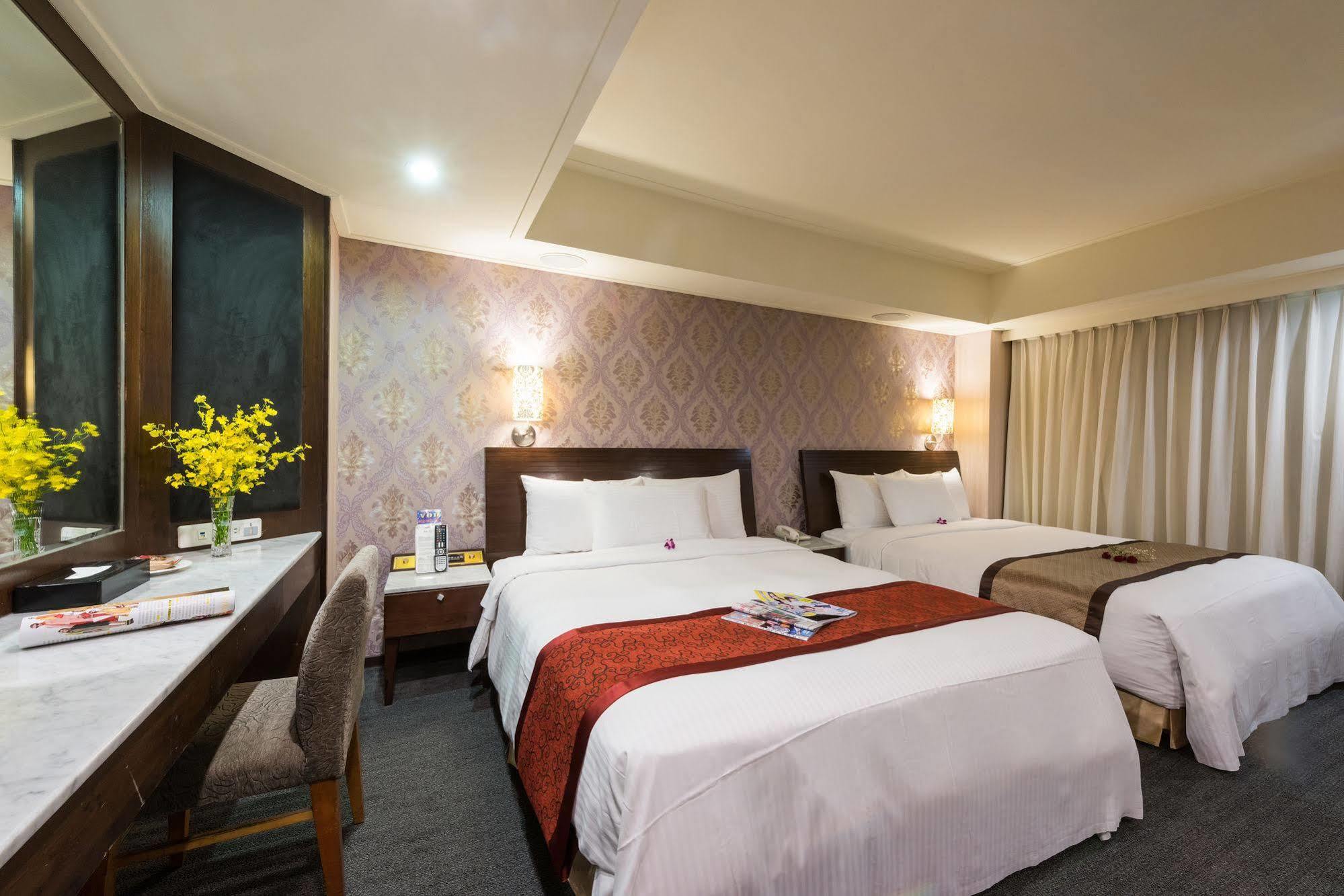 ฟอร์เวิร์ด สวีท Hotel ไทเป ภายนอก รูปภาพ